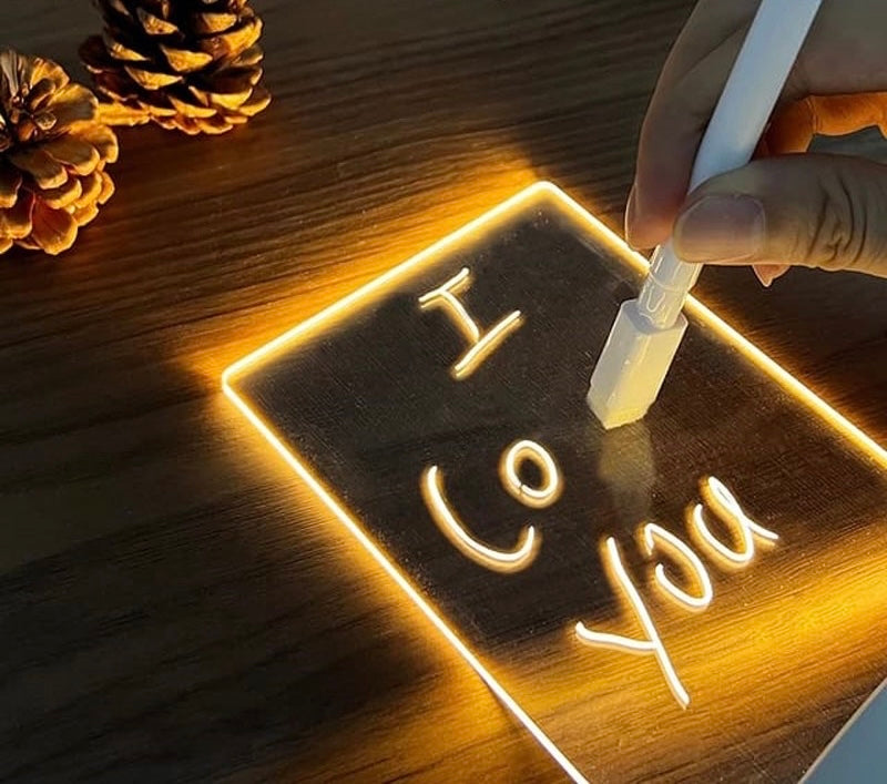Tablero de  notas con luz